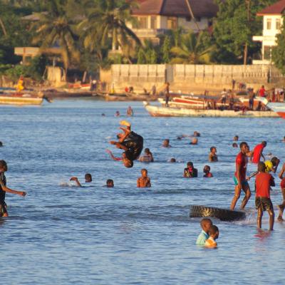 Zanzibar - Final da tarde na praia de Stone Town