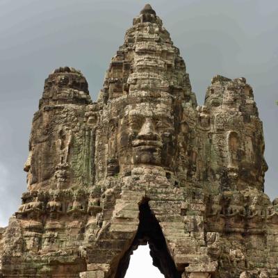 Camboja - Um dos portões de Angkor