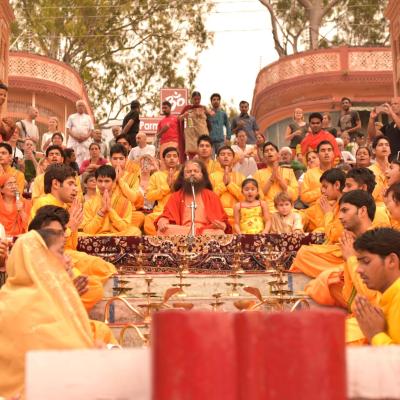 Índia - Cerimônia do pôr-do-sol em Rishikesh