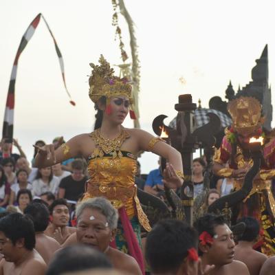 Indonésia - Templo de Uluwatu Dança Kecak