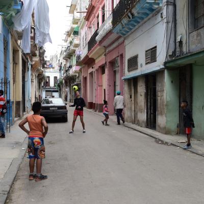 Cuba - Brincadeira de rua