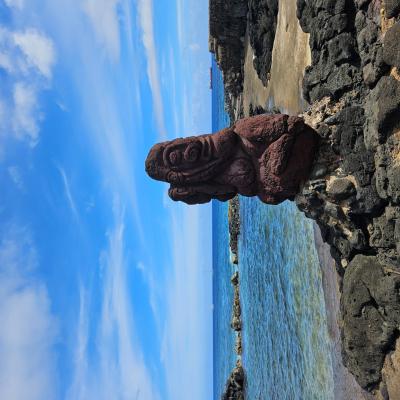Ilha de Páscoa - Moai próximo a Hanga Roa