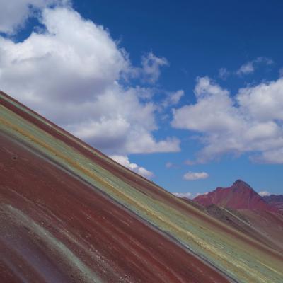 Peru - Montañas de Siete Colores de perto