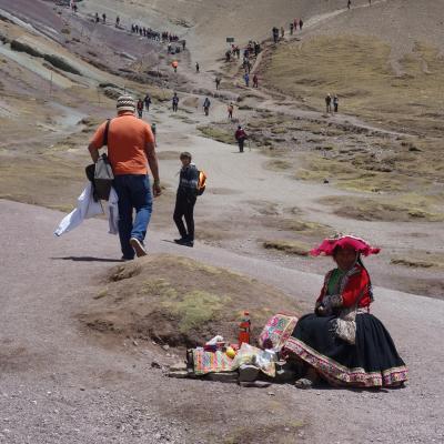 Peru - Vinicunca, lanchinho no caminho pela trilha